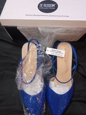 De Blossom Collection Royal Blue Pointed Slingback Flats
